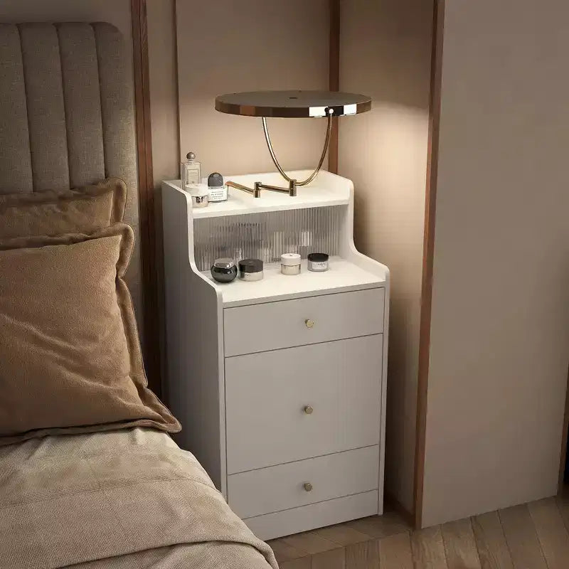 Okak 3-in-1-Schminktisch mit Spiegel, platzsparendes Schminktisch-Set mit Ladestation, kompakter Frisiertisch für das Schlafzimmer