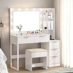 Witte spaanplaat met fineer van gestructureerde melamine, 5 laden, plank met 2 niveaus, inclusief 11 dimbare lampen in drie kleuren, kaptafelset