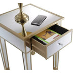 Tavolino finale a specchio con cassetto e pomello in finto cristallo, elegante tavolino d'accento con base in legno di abete
