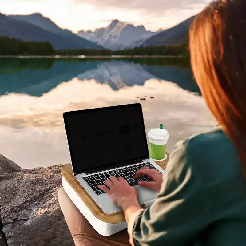Tavolino da letto portatile con portabicchieri, vassoio per laptop con portabicchieri per divano, letto e viaggio