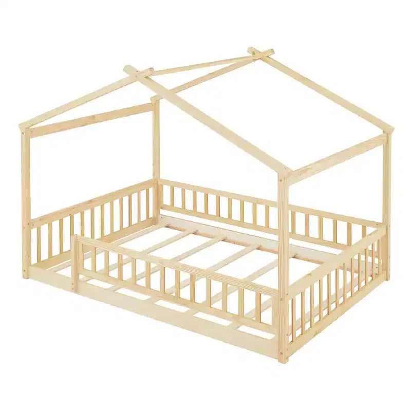 Struttura letto a capanna Montessori a grandezza naturale con recinzione e tetto, lettino per bambini, legno naturale
