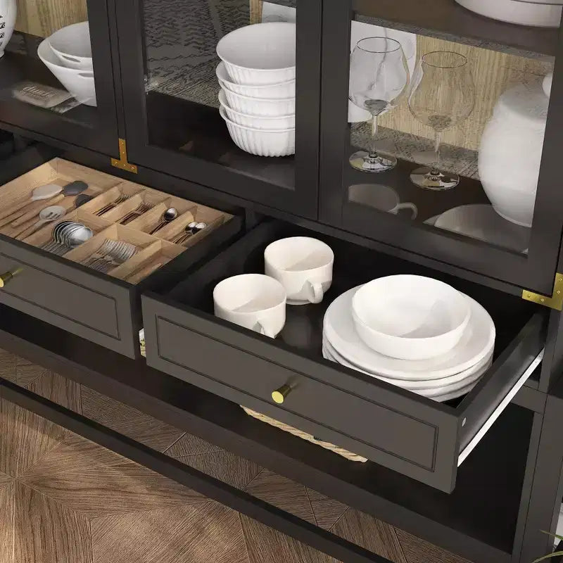 Dispensa da Cucina con Ante in Vetro, Ripiani Regolabili e Dettagli Dorati, Mobiletto per Stoviglie