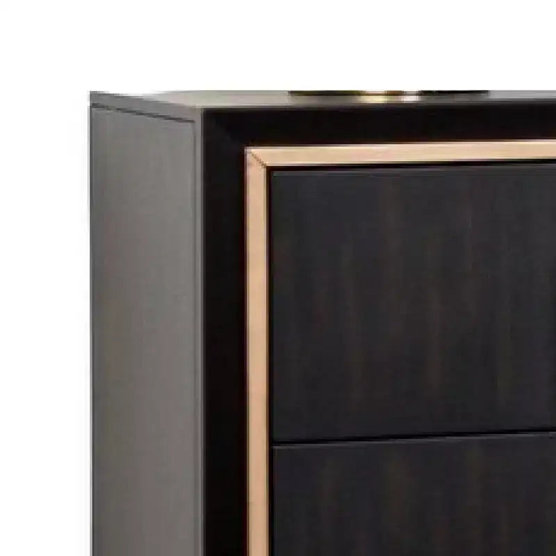 Comodino a 2 cassetti, 68 cm, marrone espresso con dettagli dorati, misto legno massello