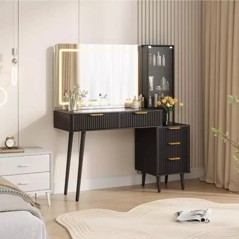 Scrivania da toeletta GustoWave con 5 cassetti, tavolo da trucco con stazione di ricarica USB integrata