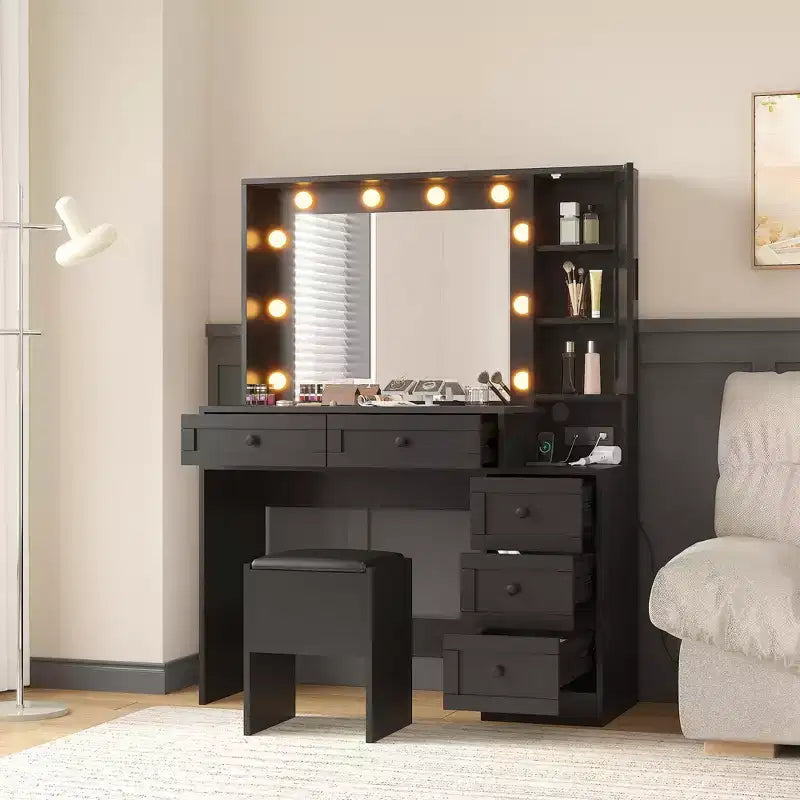 Witte make-uptafelhockerset, kleine kaptafel met verlichte spiegel, oplaadstation, 5 laden, kast met 3 niveaus en gestoffeerde hocker