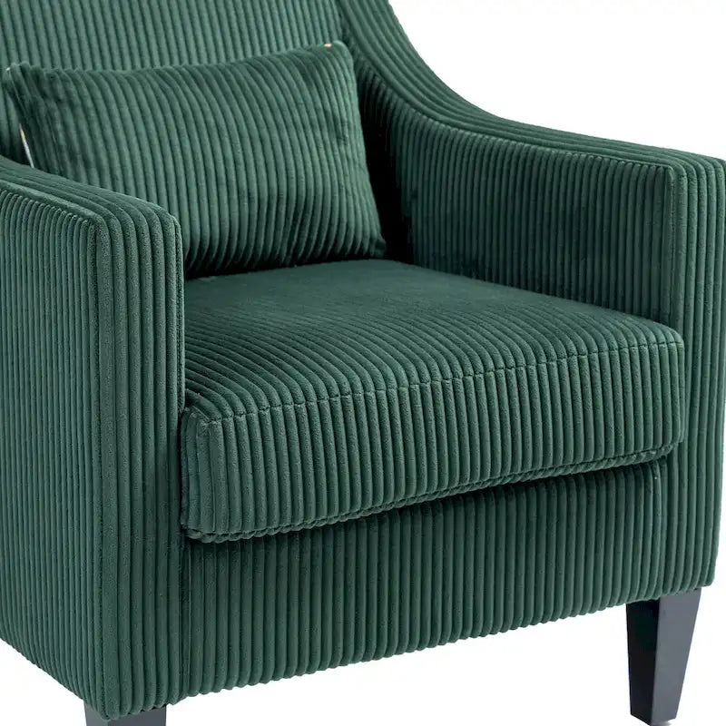 Poltrona con braccioli imbottita color smeraldo da 26.77, con braccioli sagomati e gambe in legno di hevea