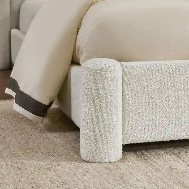 Struttura letto moderna a piattaforma completamente imbottita con testiera larga
