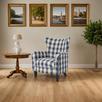 Moderne retrofauteuil van 30.25 met hoge rugleuning, bekleding en houten poten voor de woonkamer