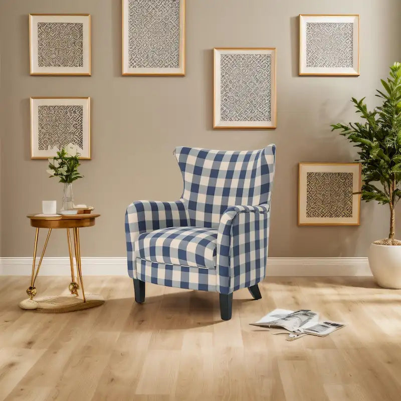 Moderne retrofauteuil van 30.25 met hoge rugleuning, bekleding en houten poten voor de woonkamer
