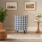 Moderne retrofauteuil van 30.25 met hoge rugleuning, bekleding en houten poten voor de woonkamer