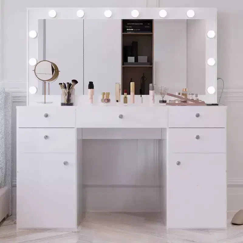 Georgina Lighted Crystal Knobs Makeup Vanity White - Boahaus