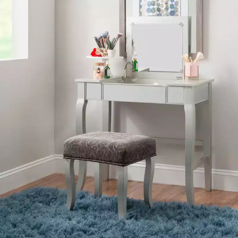 Harper Glam klappbarer Schminktisch aus Holz mit Spiegel und grauem gepolstertem Hocker, Spiegel und Silber – Linon