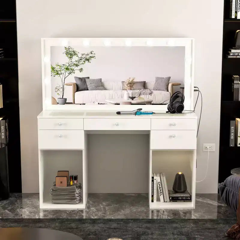 Federica Lighted Makeup Vanity - Boahaus