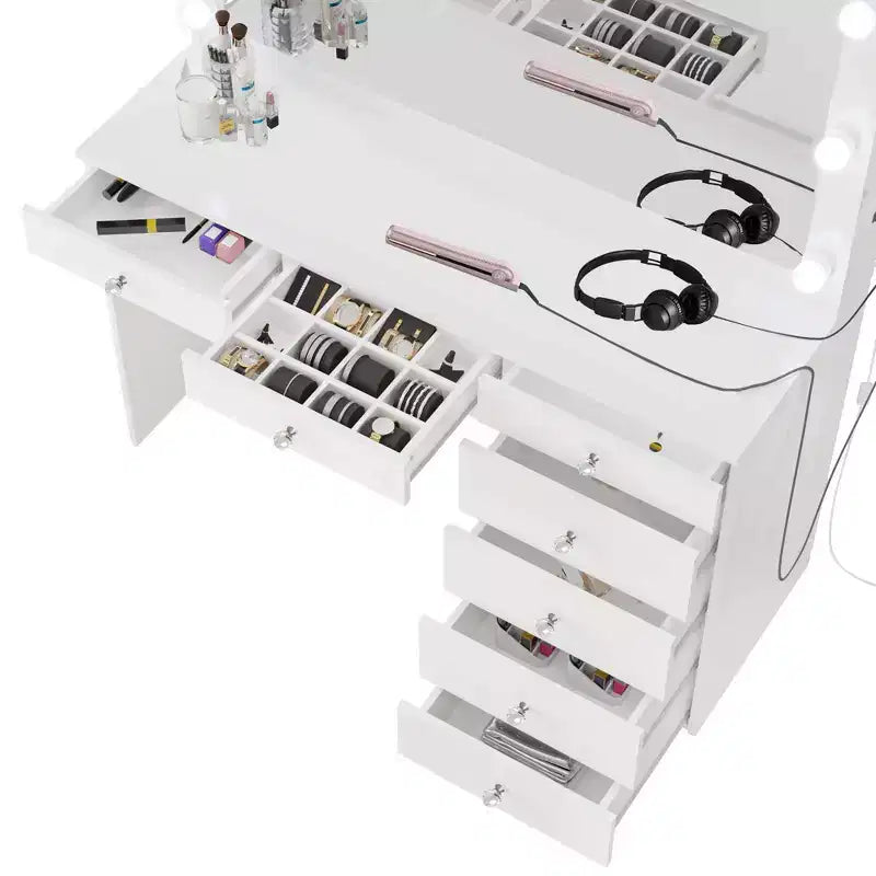 Nuit Lighted Makeup Vanity with Knobs - Boahaus