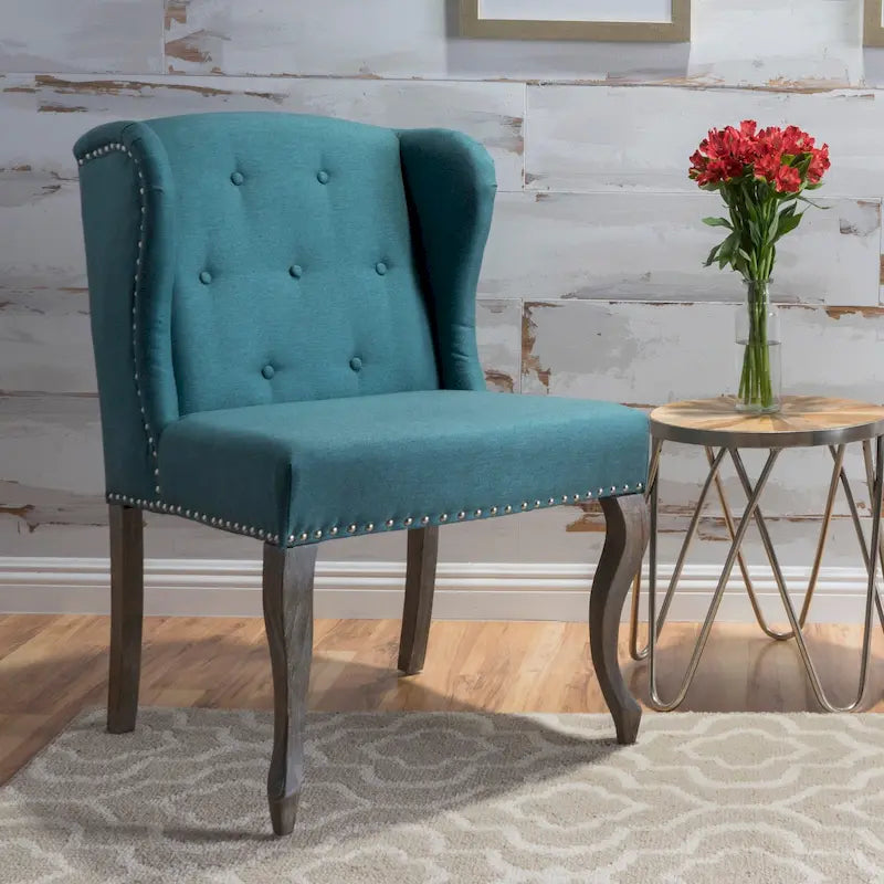 Sillón decorativo de tela con respaldo alto y tachuelas Niclas de Christopher Knight Home