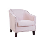 Poltrona decorativa Giles di Grafton Home con bordino di borchie