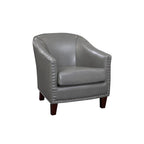 Poltrona decorativa Giles di Grafton Home con bordino di borchie