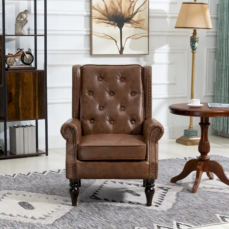 Sillón con brazos de estilo moderno de mediados de siglo, tapizado de terciopelo y cuero, con estructura de madera capitoné