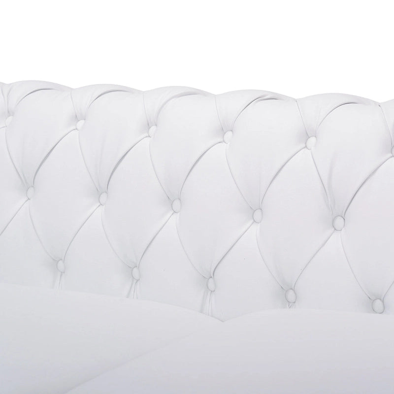 Trzyosobowa sofa Chesterfield z pikowaniem