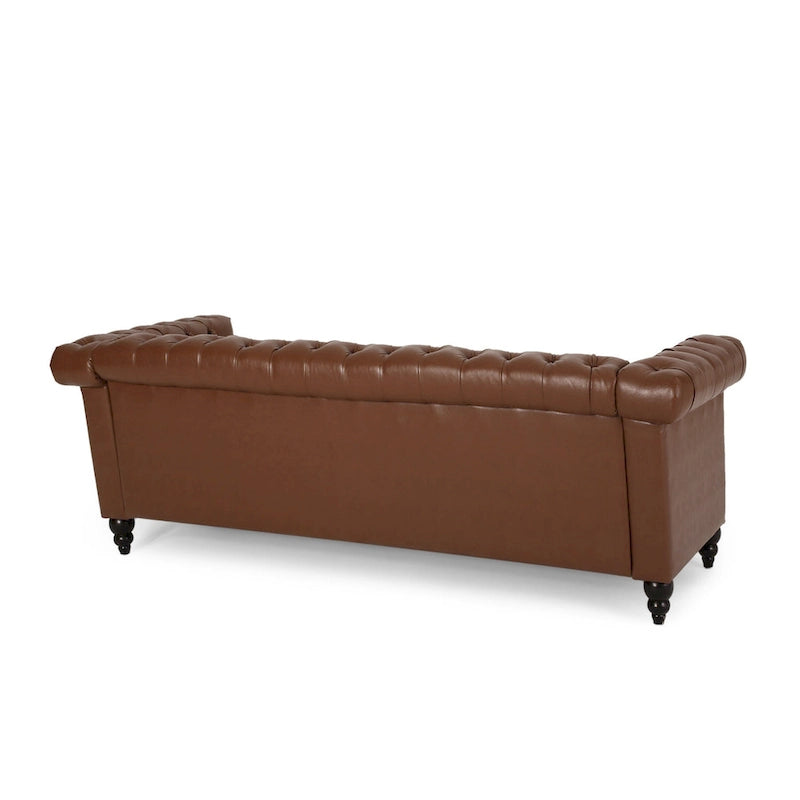 Trzyosobowa sofa Chesterfield z pikowaniem