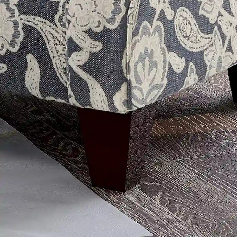 Kilmettin átmeneti stílusú, zseníliahuzatos, virágmintás karosszék a Furniture of America kínálatából