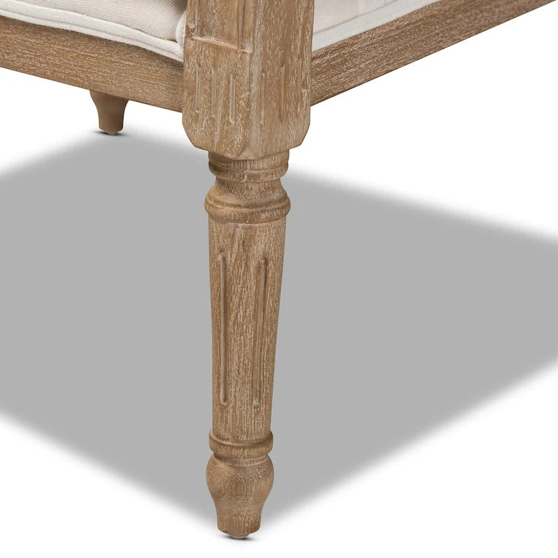 Clemence Franse provinciale fauteuil met stoffen bekleding en houten frame