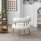 Poltrona moderna glamour d’accento SEYNAR, comoda, imbottita, con schienale aperto e gambe dorate, per toeletta