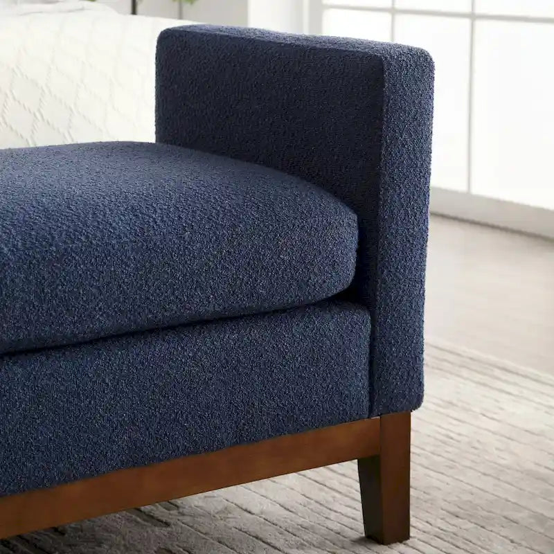 Ahşap Ayaklı Modern Bukle Kumaş Kaplı Yatak Odası Pufu