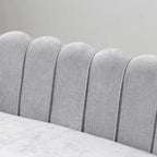 59 Zoll breites, modernes Sofa im Mid-Century-Stil mit Steppung