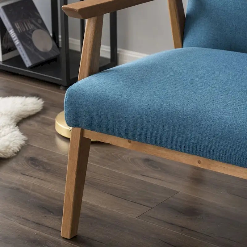 Eenvoudige retro-accentfauteuil van massief hout met enkele rugleuning