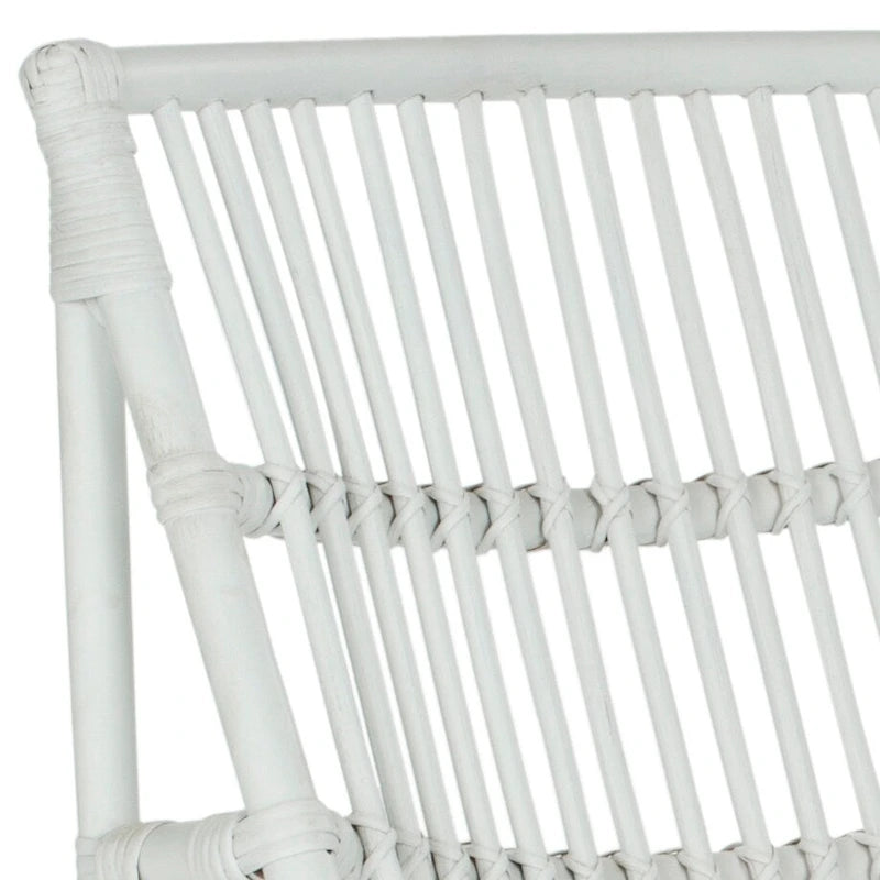 SAFAVIEH Jacquelynn Set aus weißem Korbstuhl und Hocker – 22 x 30.5 x 32 – 22 B x 30 T x 31 H