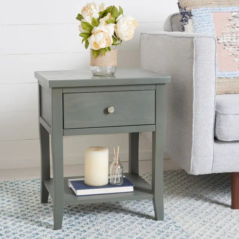SAFAVIEH Martina Nightstand with Storage Drawer (Fully Assembled) - 18.1 x 15 x 22.2 - 18Wx15Dx22H