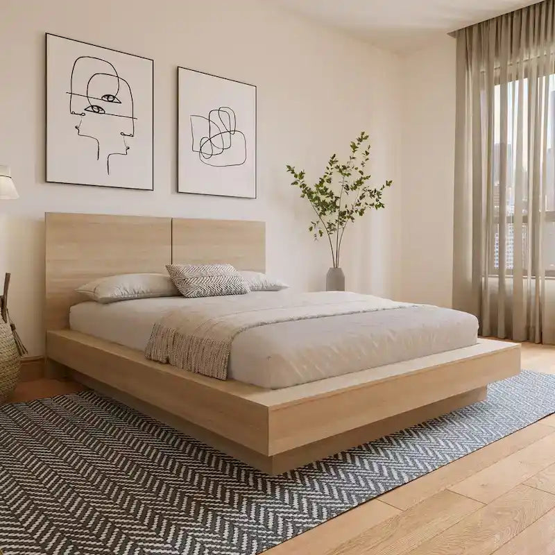 Plattformbett mit Kopfteil